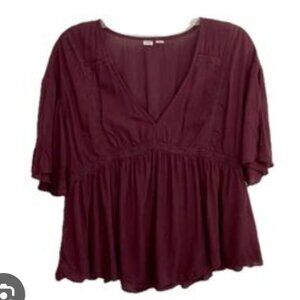 Melrose and Market Women's Medium Maroon Short-sleeve Blouse Babydoll